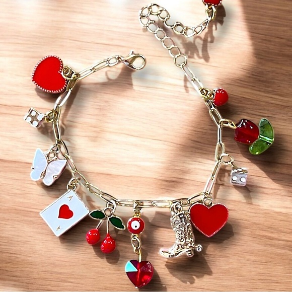 Whimsical Adorable Gold and Red Toned Charm Bracelet Adjustable Chain 7”-9” - Picture 8 of 17